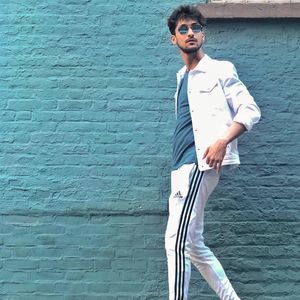 Meet your Posher, Yash